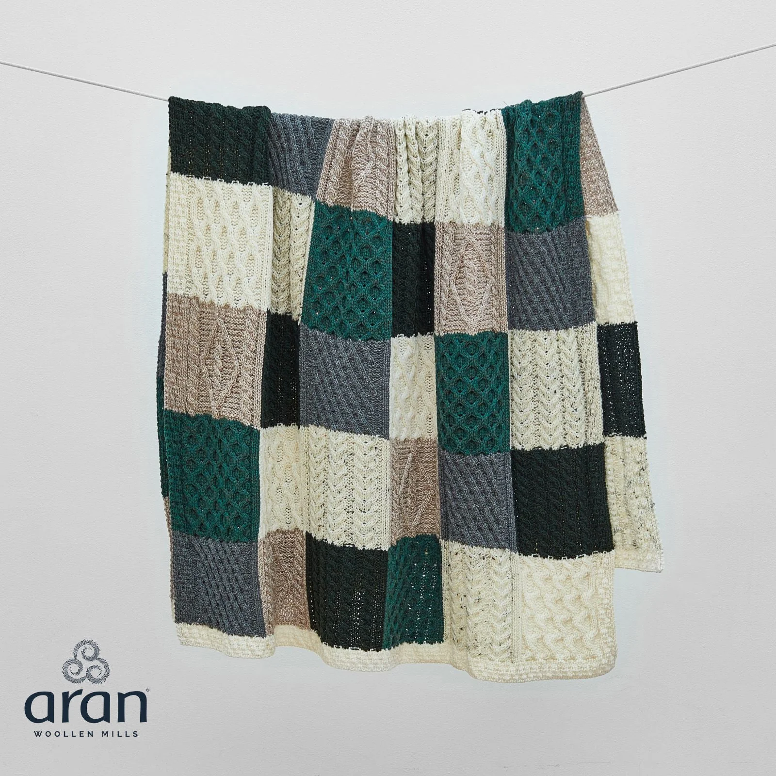 Aran Intarsia Blanket - Image 4